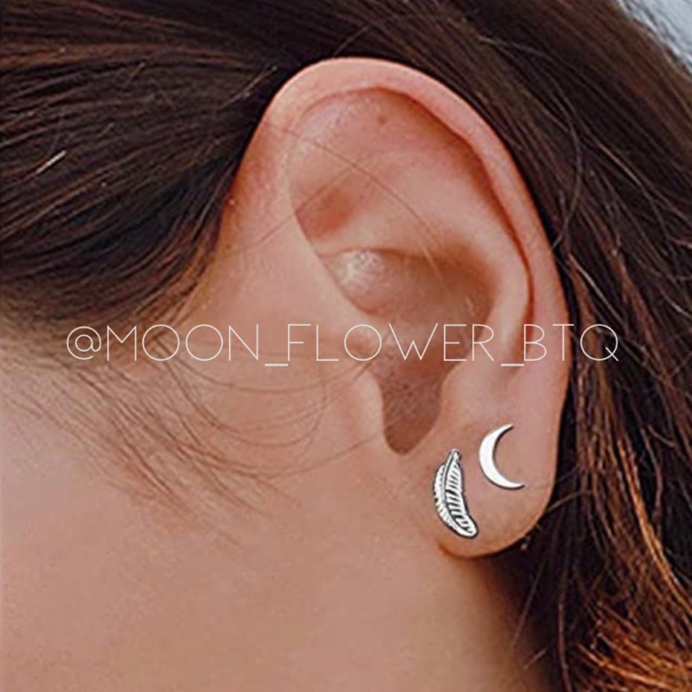 Stainless Steel Feather Flat Back Earrings – Hypoallergenic Studs 20G - Picture 8 of 8